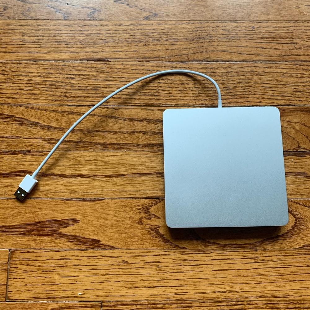 Apple USB SuperDrive - Picture 2 of 5